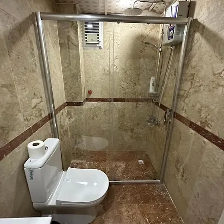 Apartament Lara's *