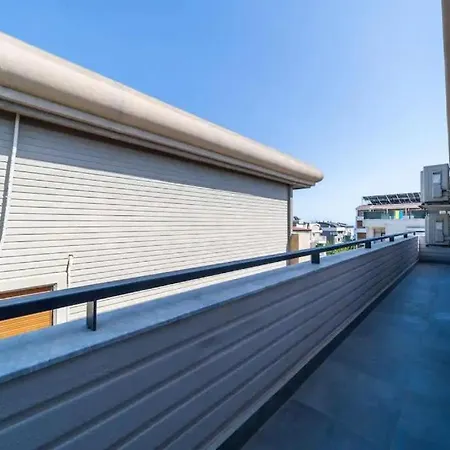 Apartament Lara's *